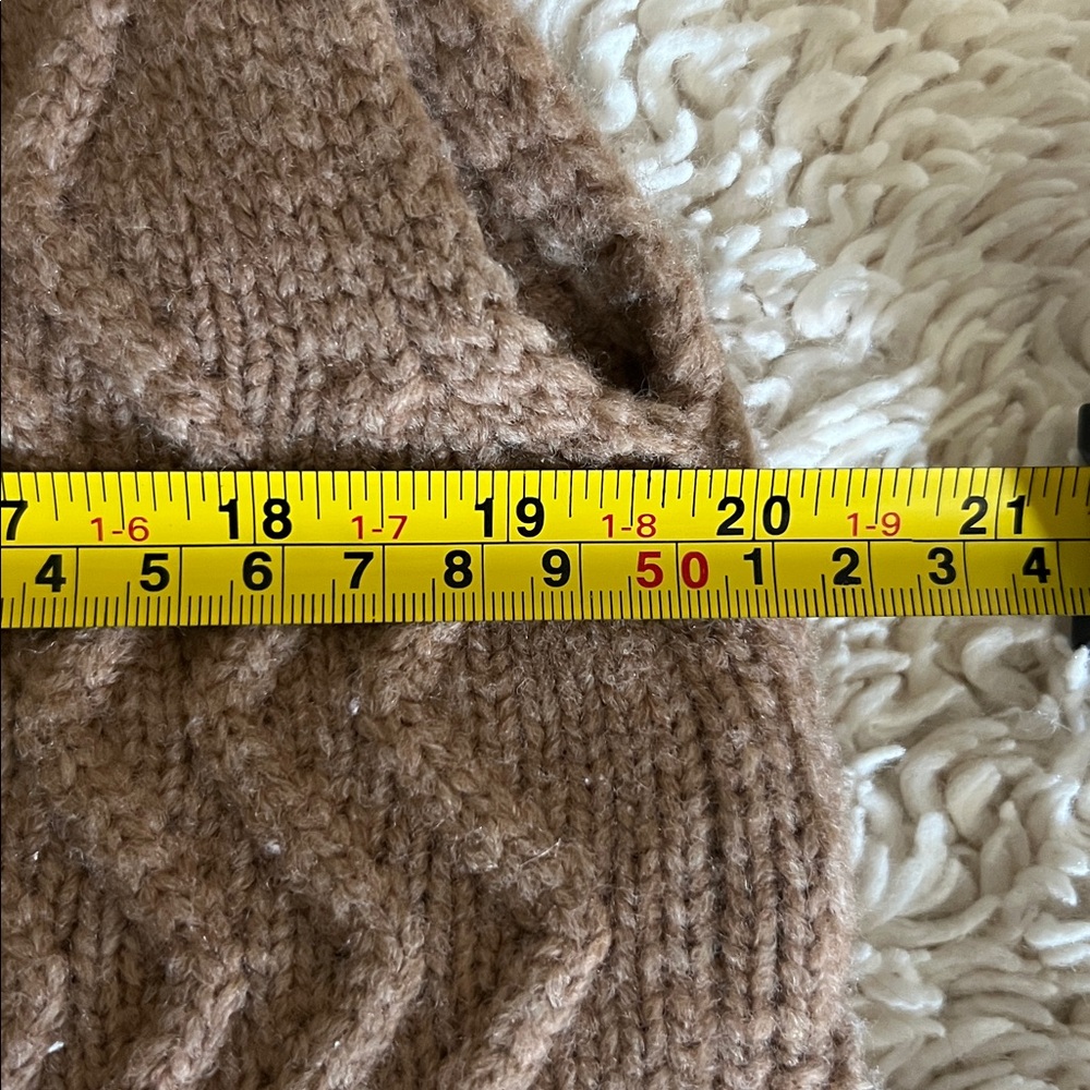 Pomandere Women's Tan Sweater Vest - Picture 6 of 7